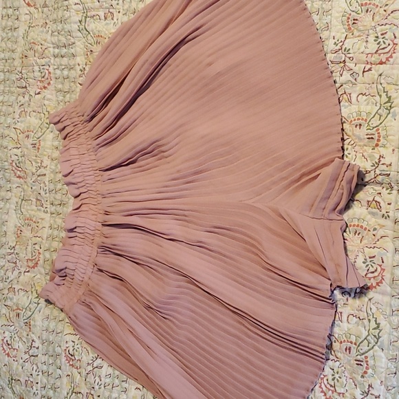 Zara shorts - Picture 3 of 3